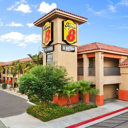 Super 8 By Wyndham Indio Exterior foto