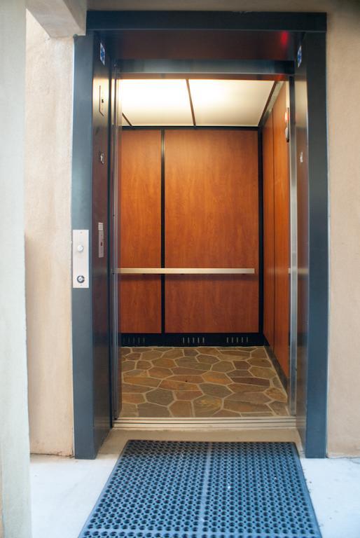 Super 8 By Wyndham Indio Exterior foto