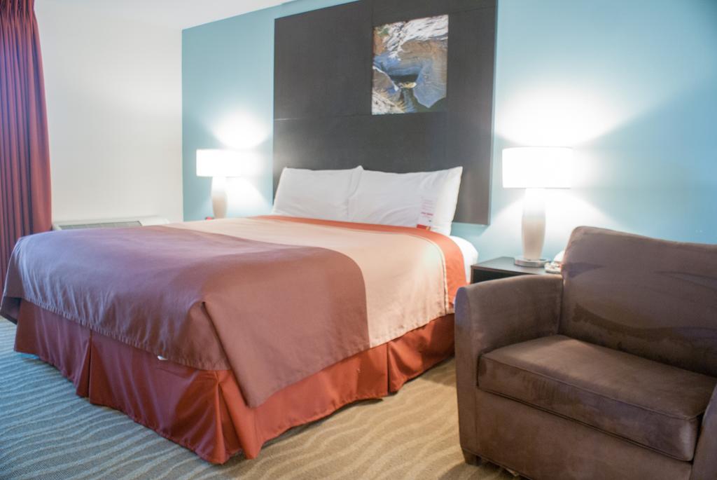 Super 8 By Wyndham Indio Exterior foto