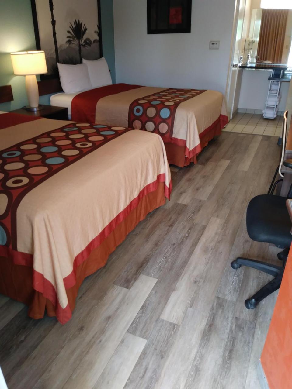 Super 8 By Wyndham Indio Exterior foto